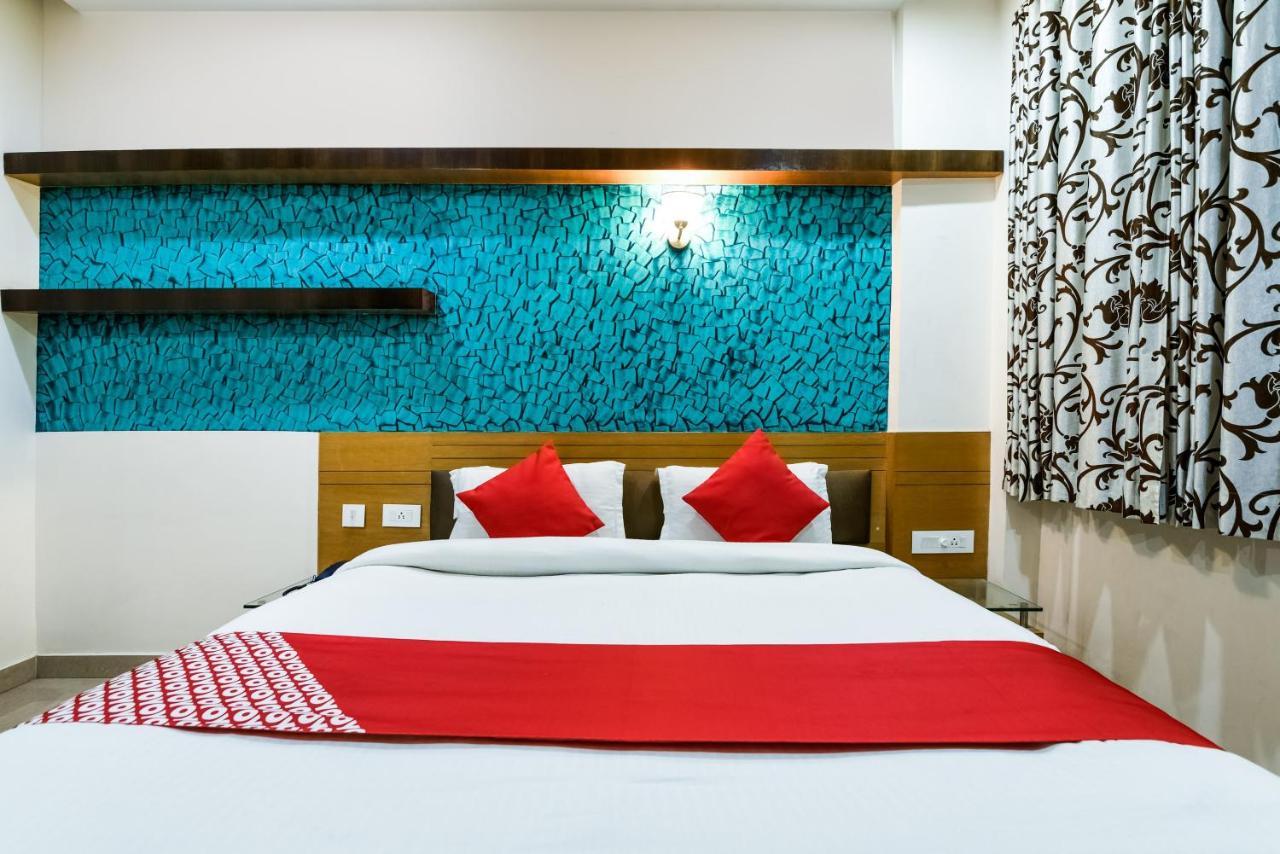 Oyo 30414 Hotel Us Residency Aurangabad  Kültér fotó